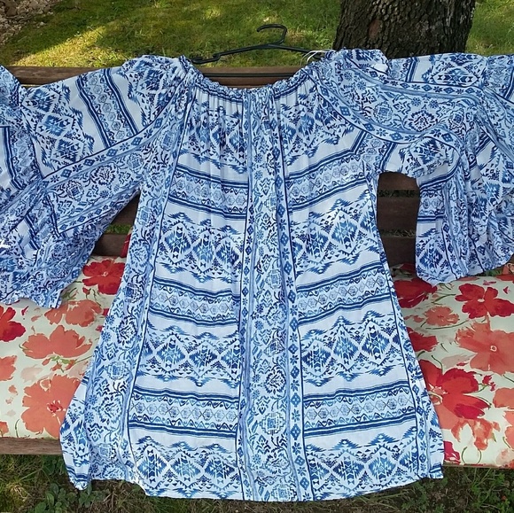 Tunic - Picture 1 of 1